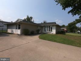 featured image of 436 Suffolk Dr