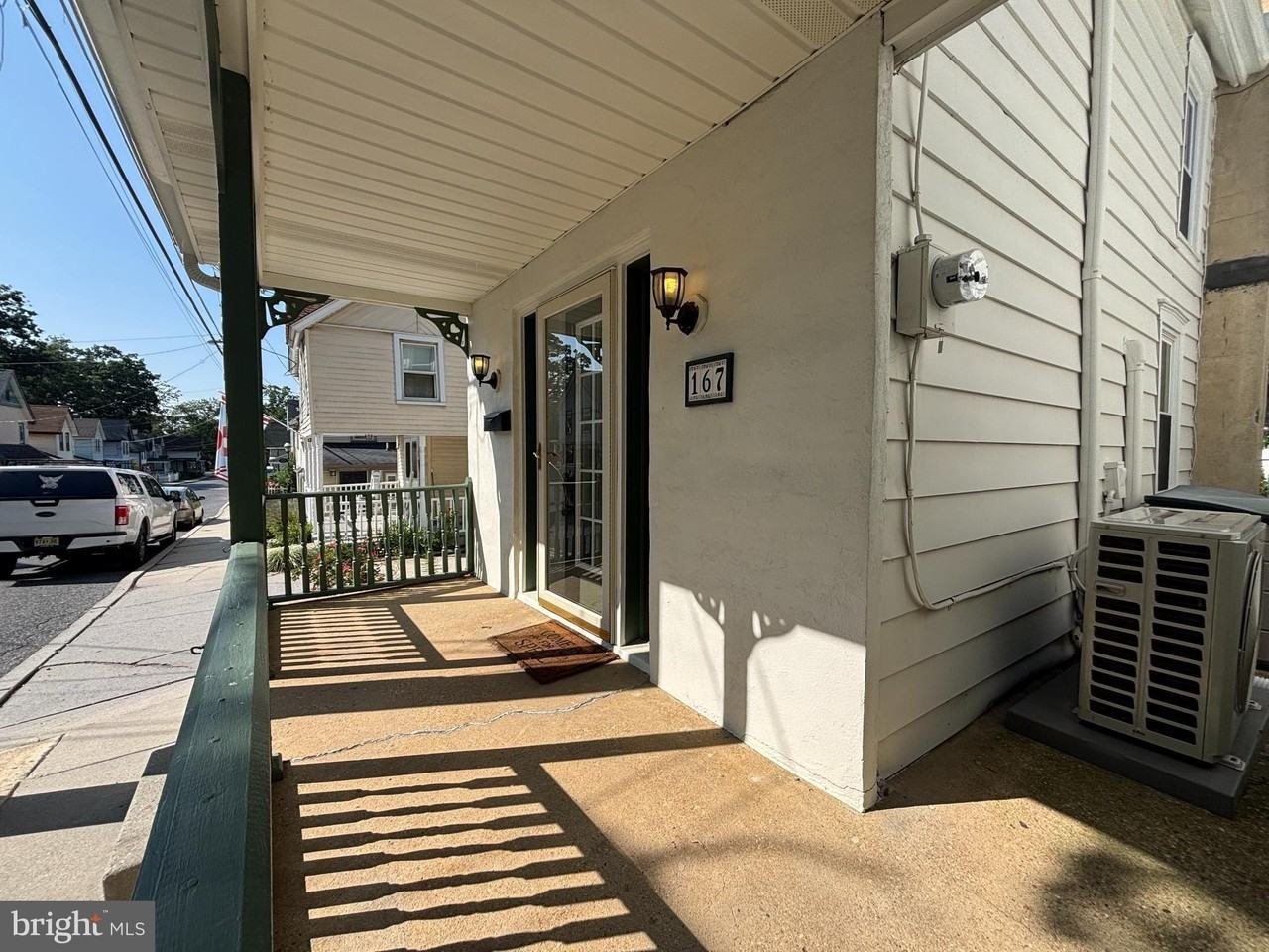 167 West Ave - Photo 2 of 25