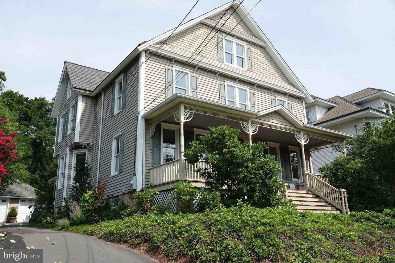 36 Hart Ave - Photo 6 of 50