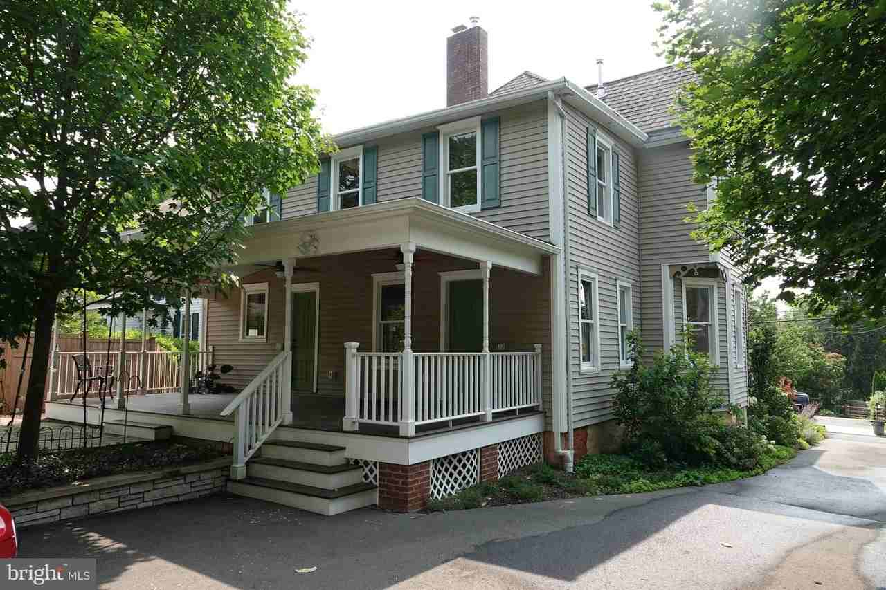 36 Hart Ave - Photo 7 of 50