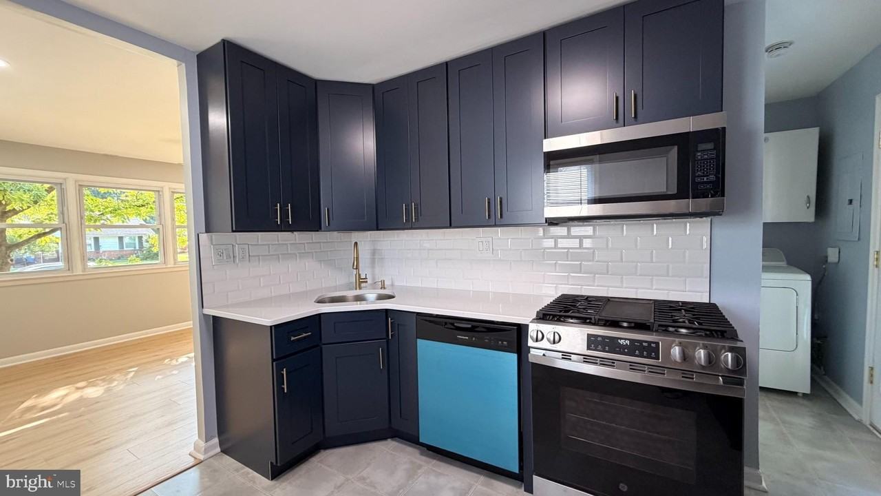 3639 Windsor Dr - Photo 5 of 26