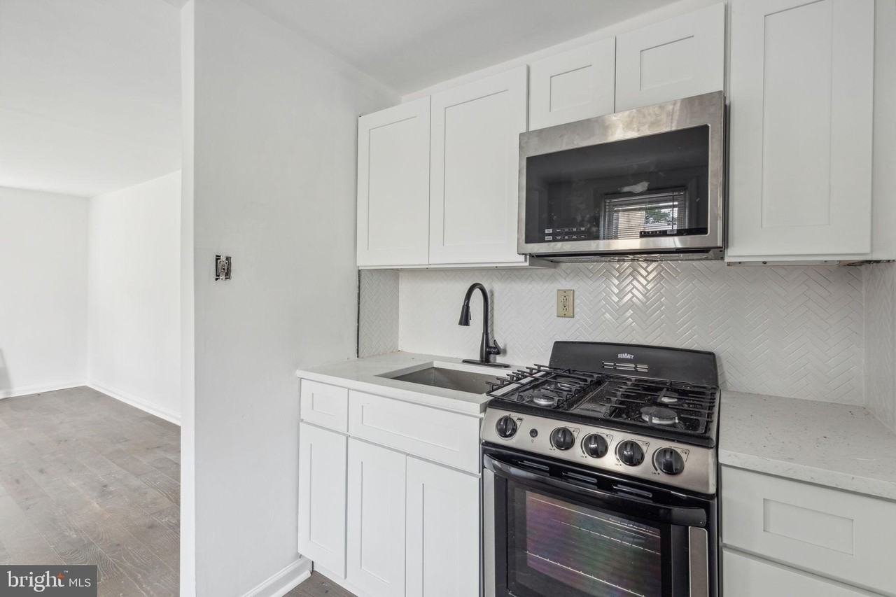 2307 Haverford Rd #C - Photo 5 of 14