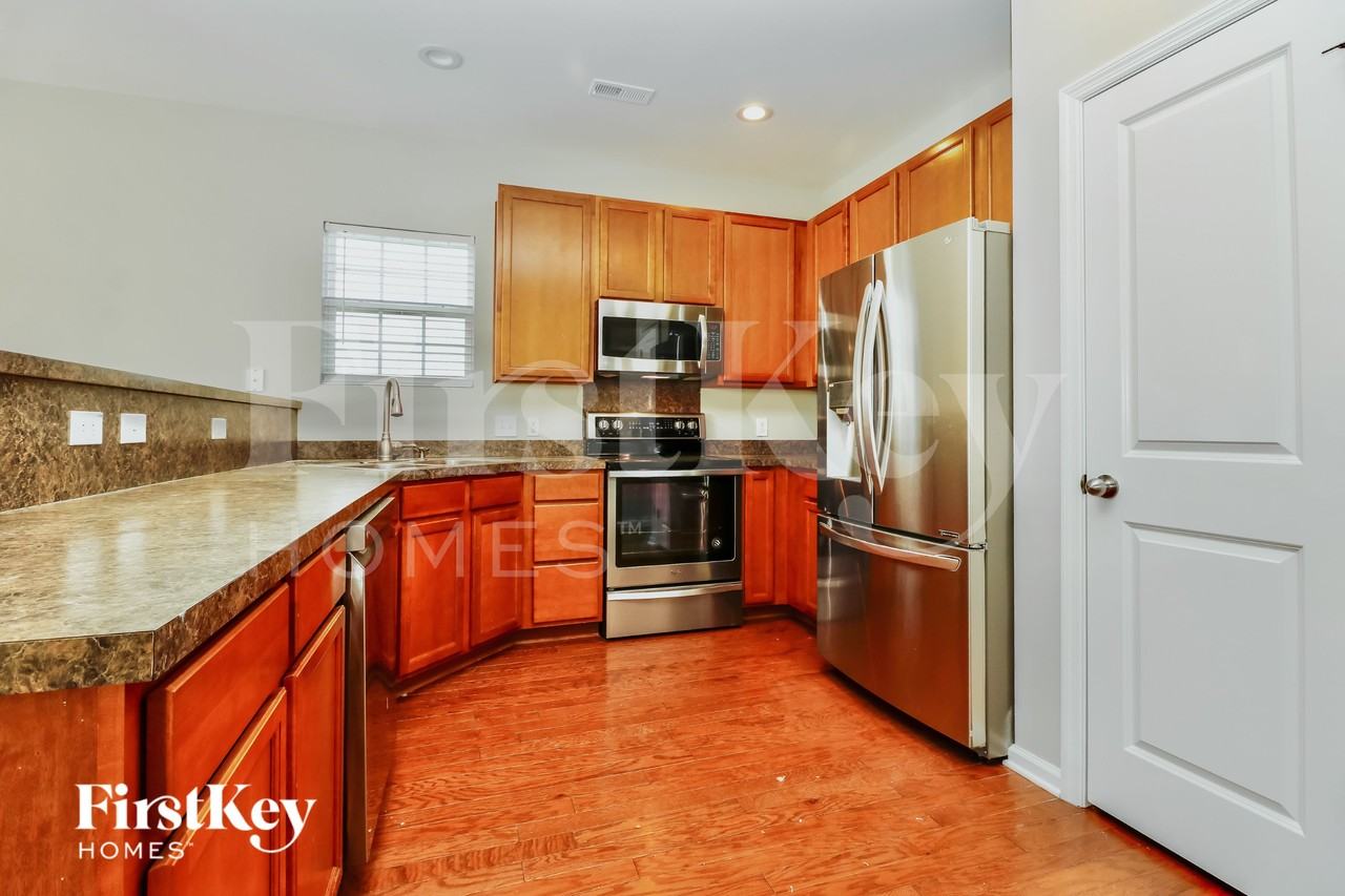 536 Brick Barn Ln - Photo 7 of 15