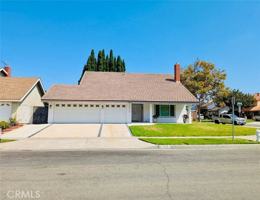 featured image of 1413 W Moore Ave