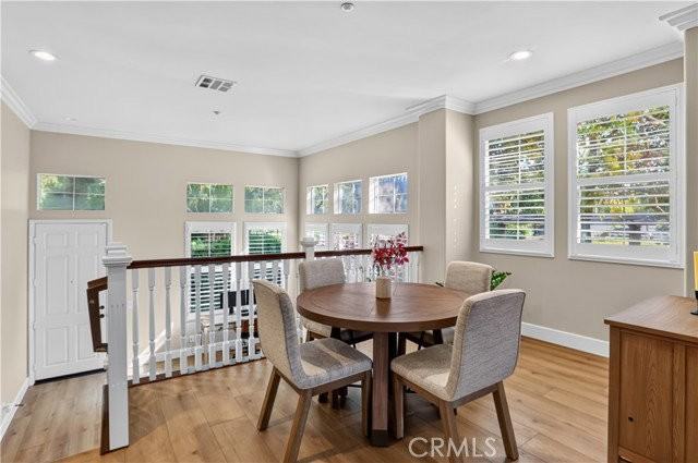 53 Sheridan Ln - Photo 6 of 8