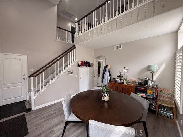 8184 Constantine Dr - Photo 4 of 8