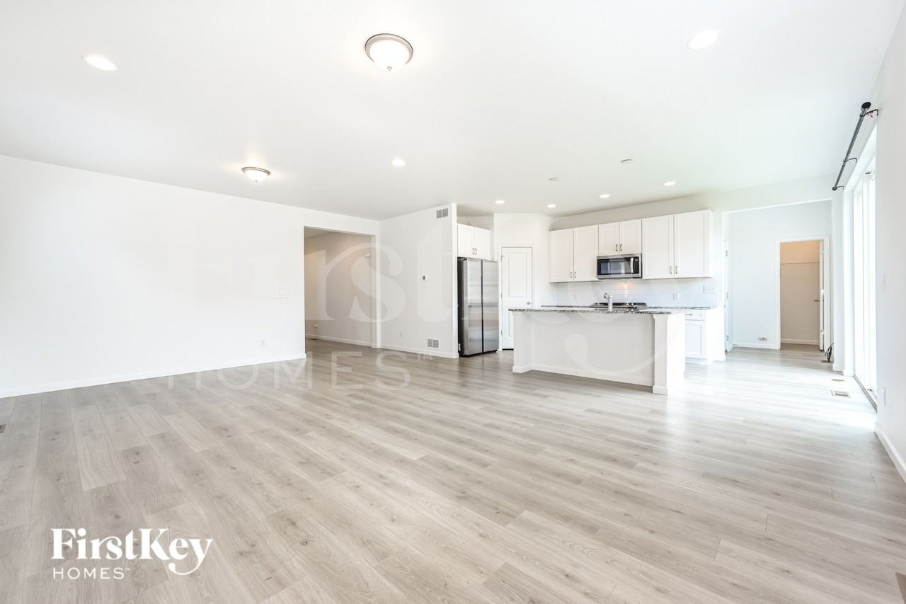 14693 Normande Dr - Photo 3 of 16