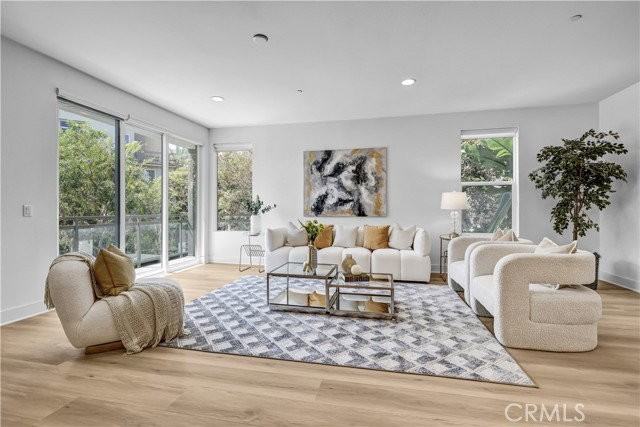 600 Rockefeller - Photo 6 of 8