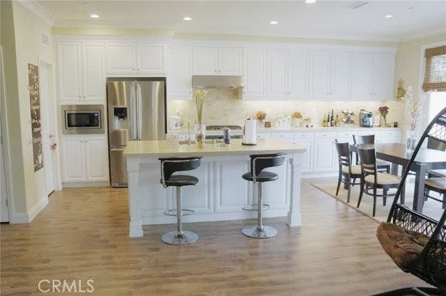 78 Somerton - Photo 4 of 8