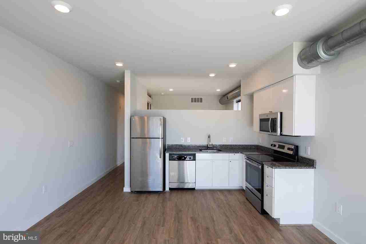 2120 E York St #B307 - Photo 7 of 19