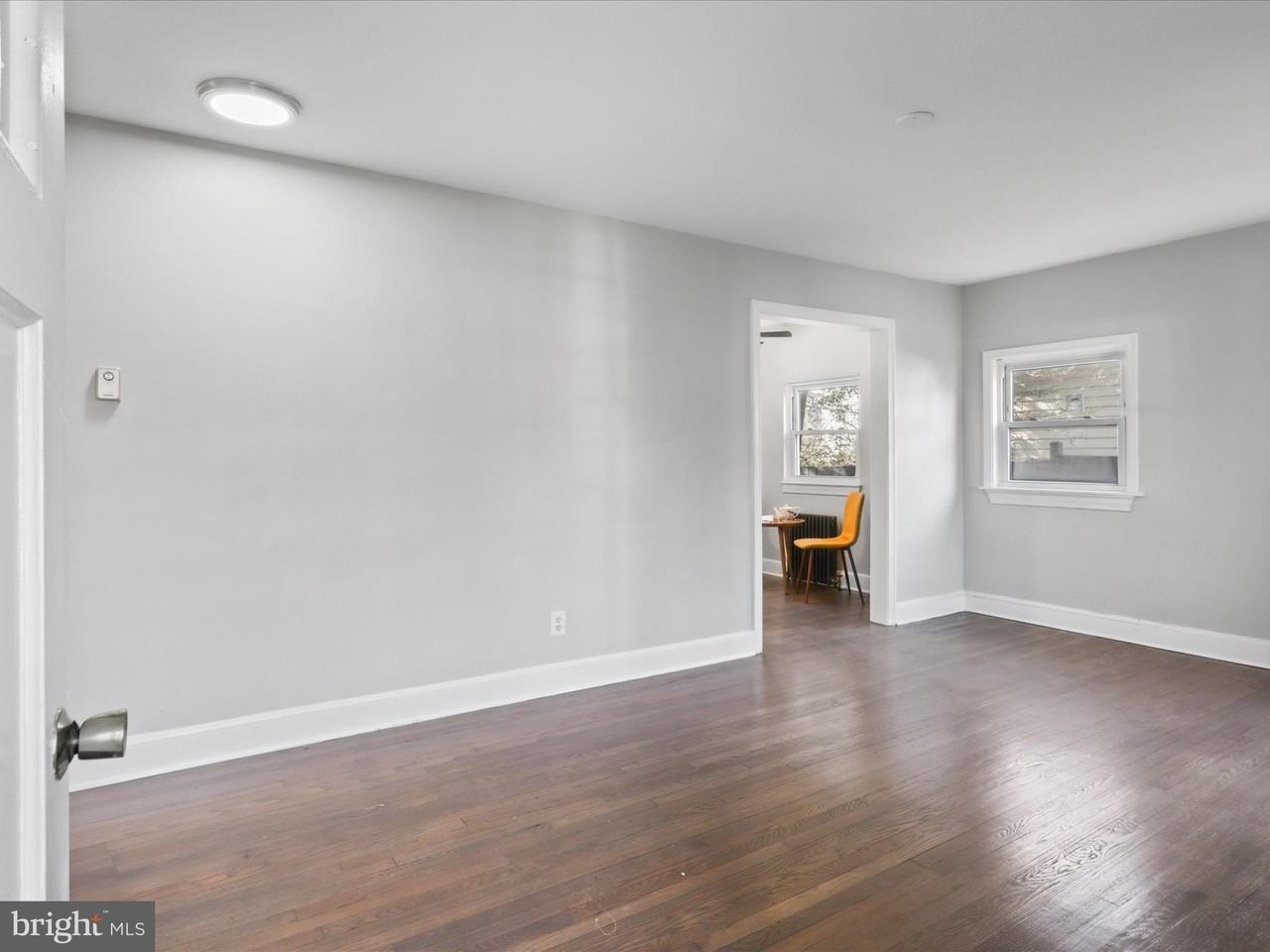 2608 Arlington Blvd - Photo 4 of 30