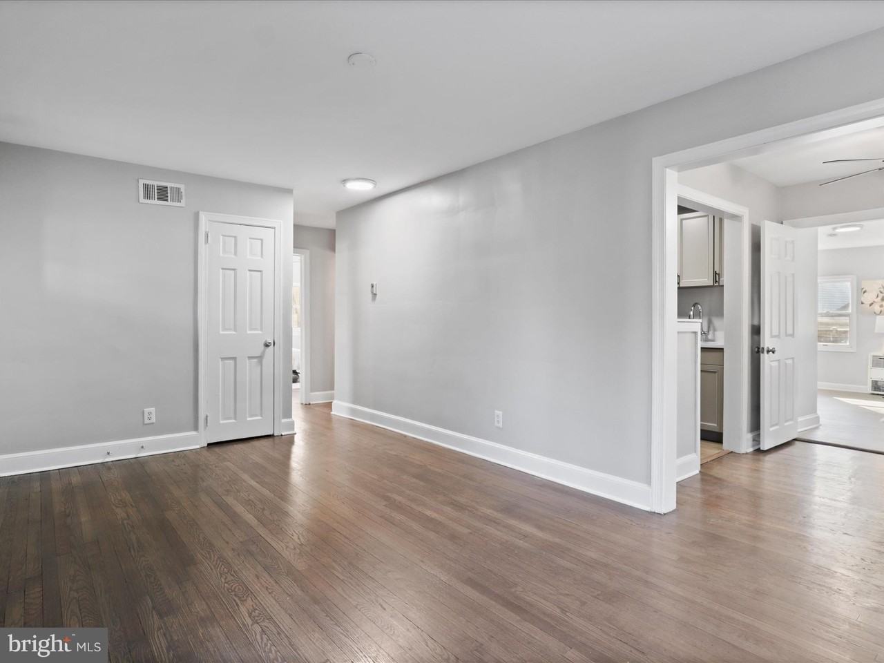 2608 Arlington Blvd - Photo 6 of 30
