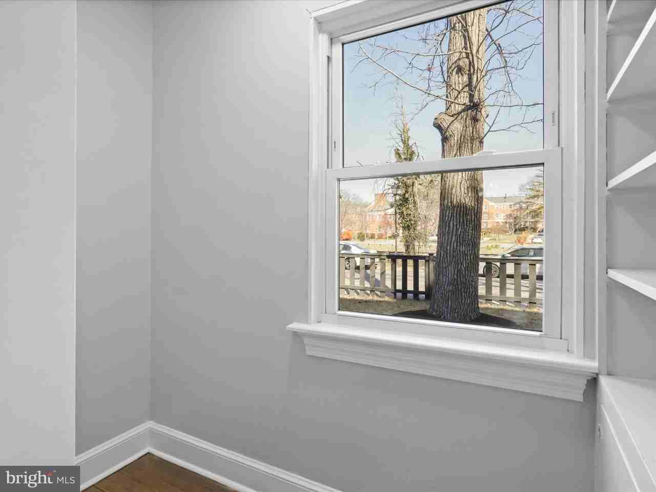 2608 Arlington Blvd - Photo 7 of 30