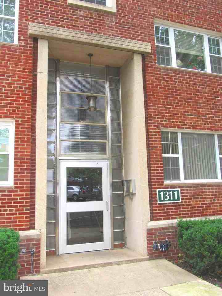 1311 N Ode St #612 - Photo 2 of 35