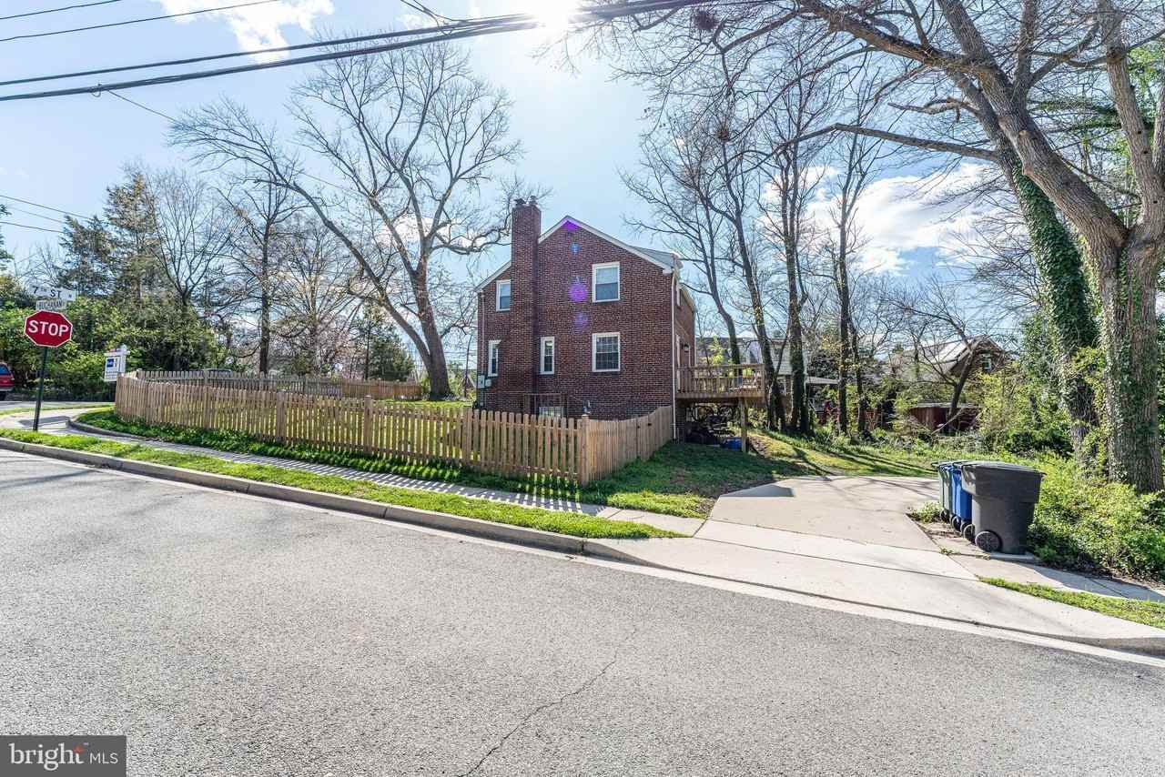 4901 7th St N #B - Photo 6 of 23
