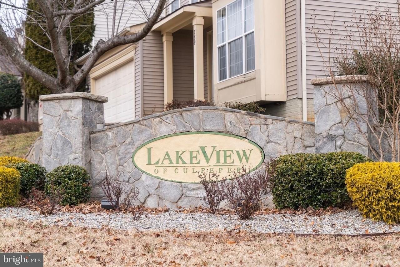 987 Longview Ln - Photo 2 of 11