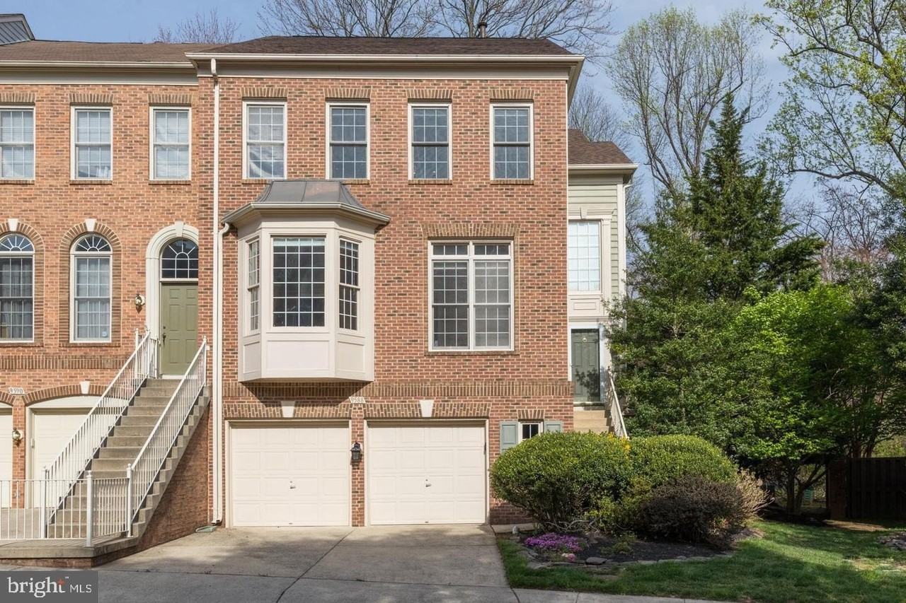 9588 Lagersfield Cir - Photo 2 of 43
