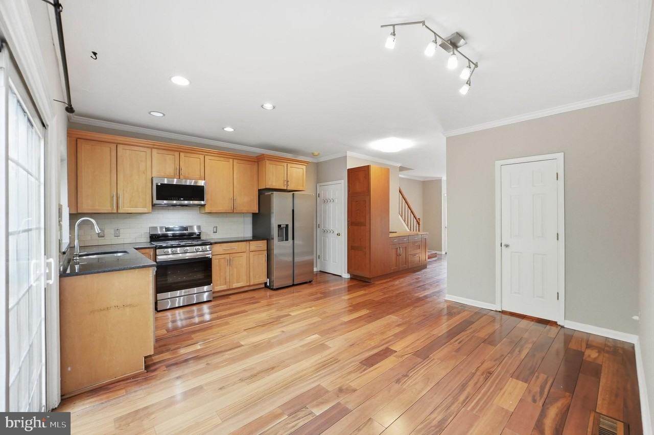 12109 Wedgeway Ct - Photo 5 of 43
