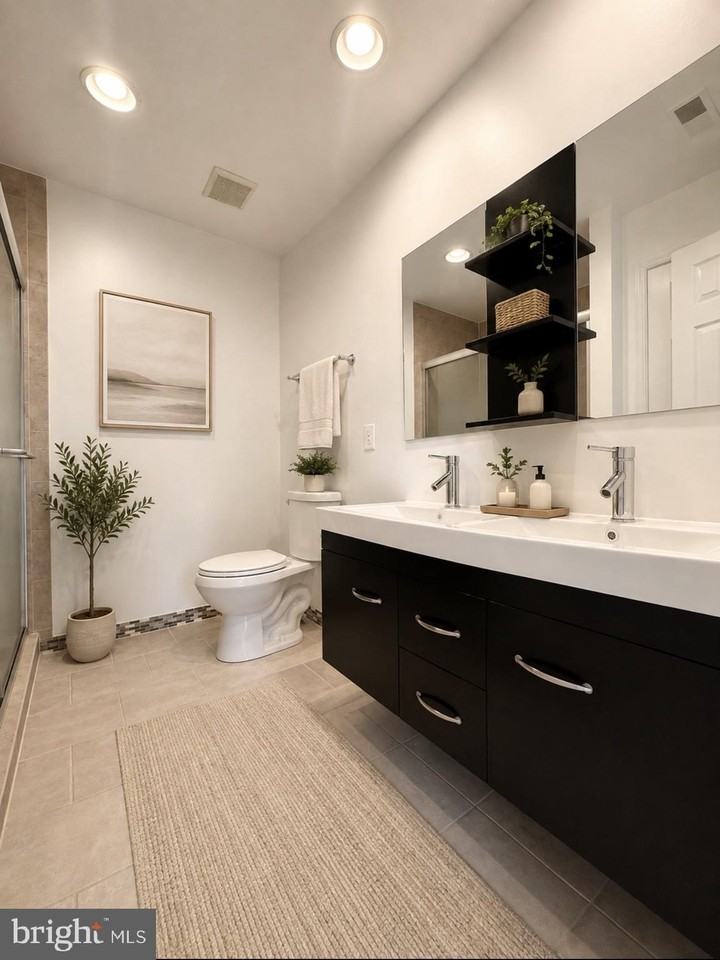 5957 Earlston Ct - Photo 4 of 18