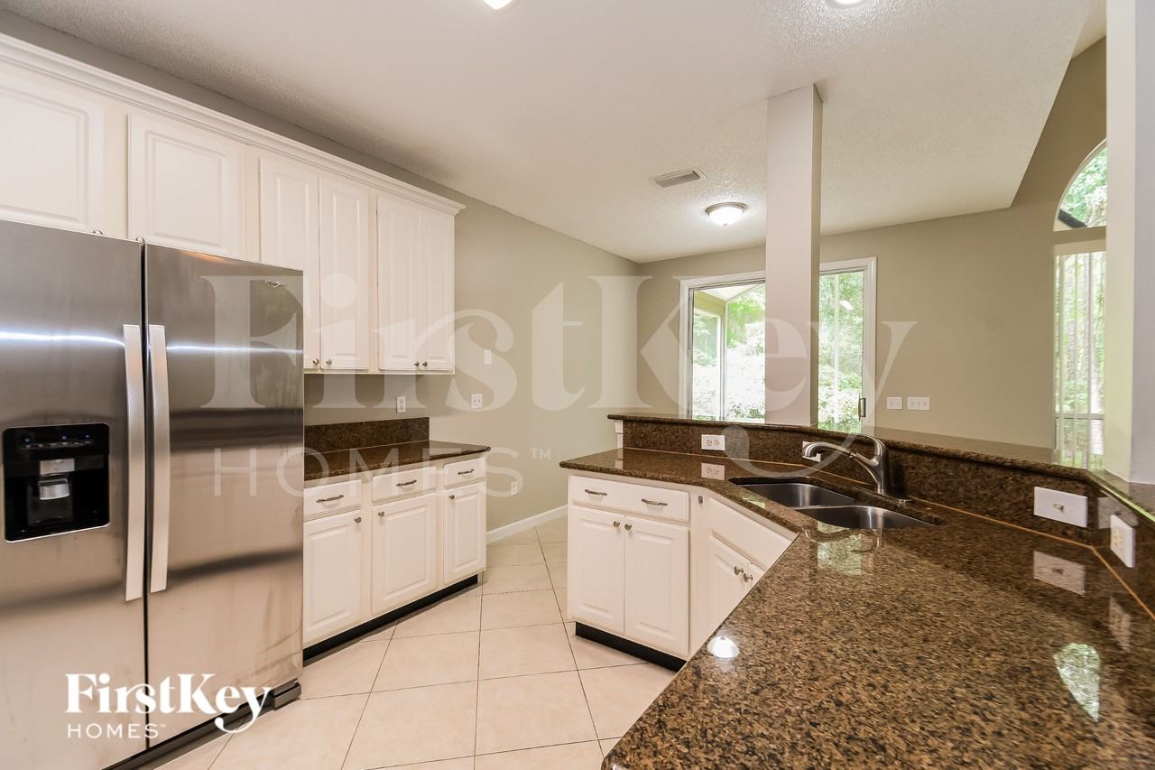 2132 Pebble Creek Ln - Photo 7 of 15