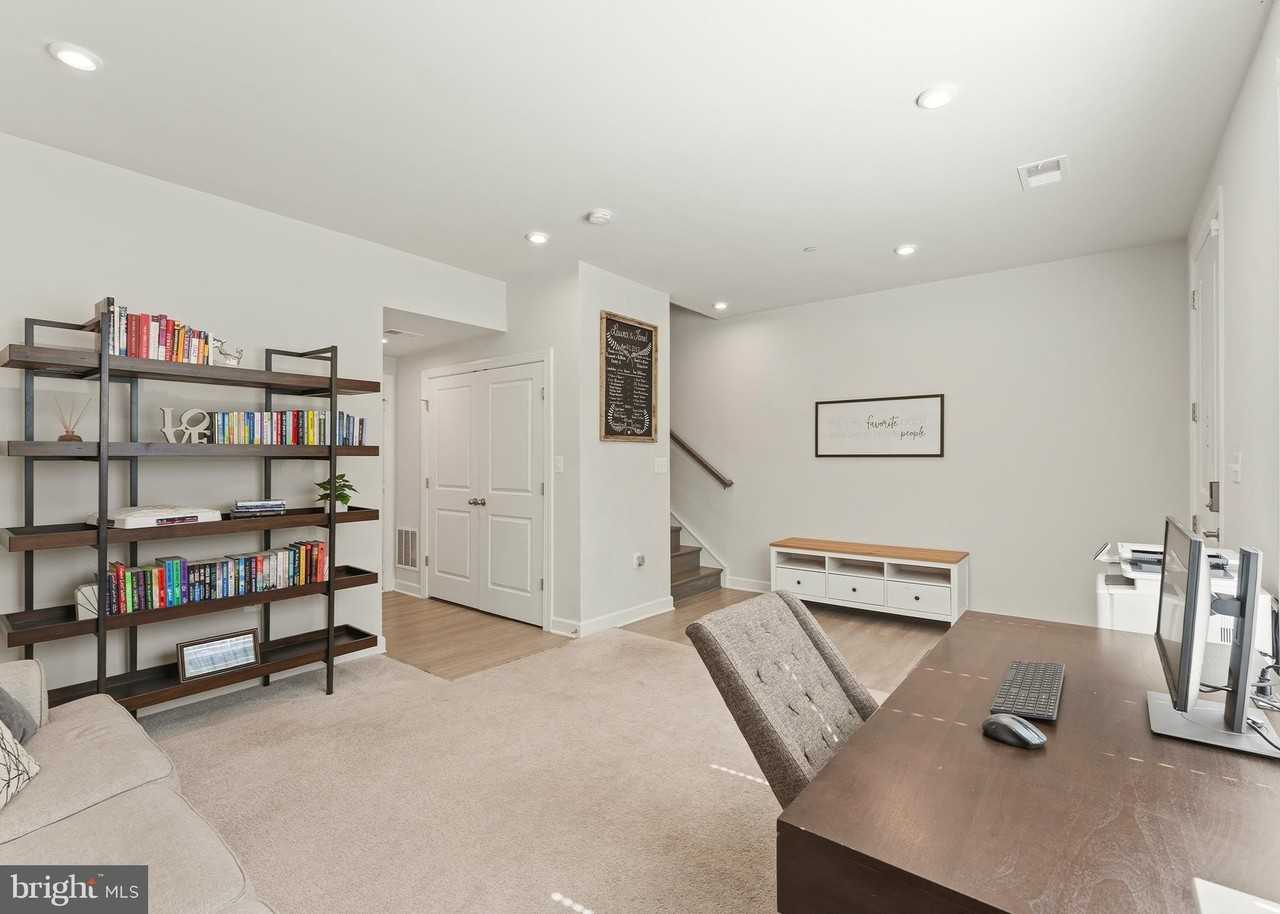 2841 Hokie Ln - Photo 3 of 41