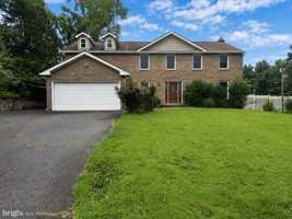 featured image of 9627 Locust Hill Dr