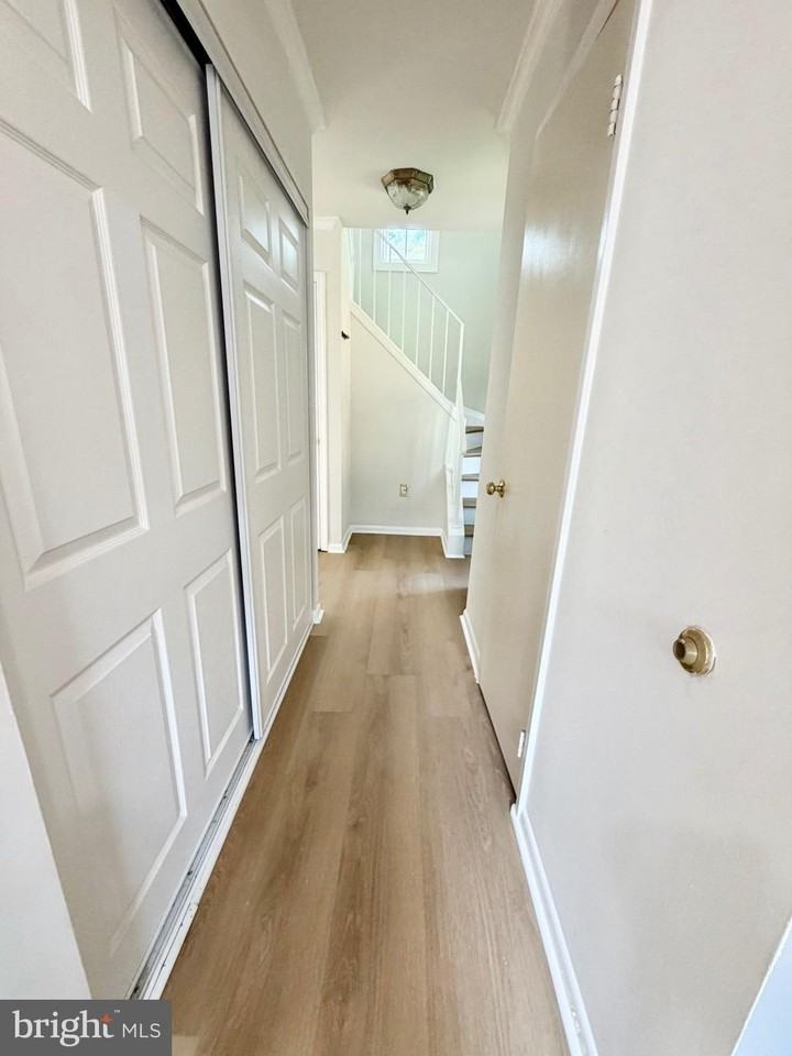 13767 Marsden Ct - Photo 3 of 14