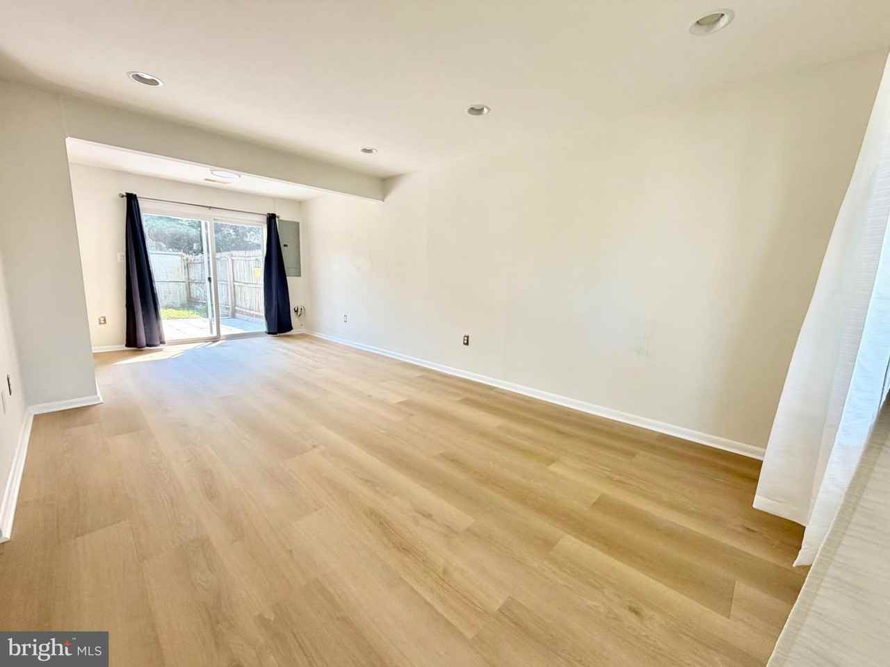 13767 Marsden Ct - Photo 5 of 14