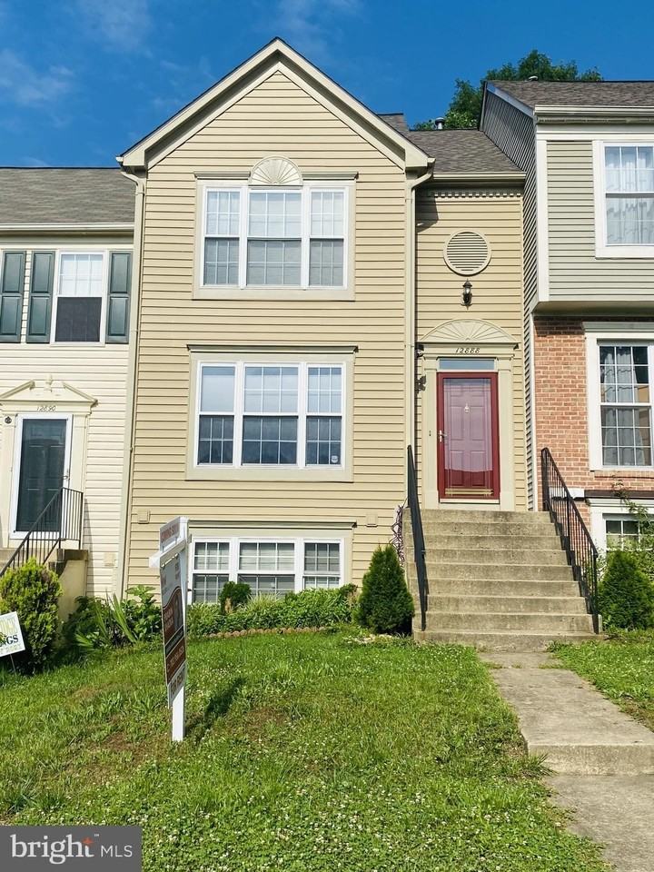 12888 Hunterbrook Dr - Photo 2 of 30