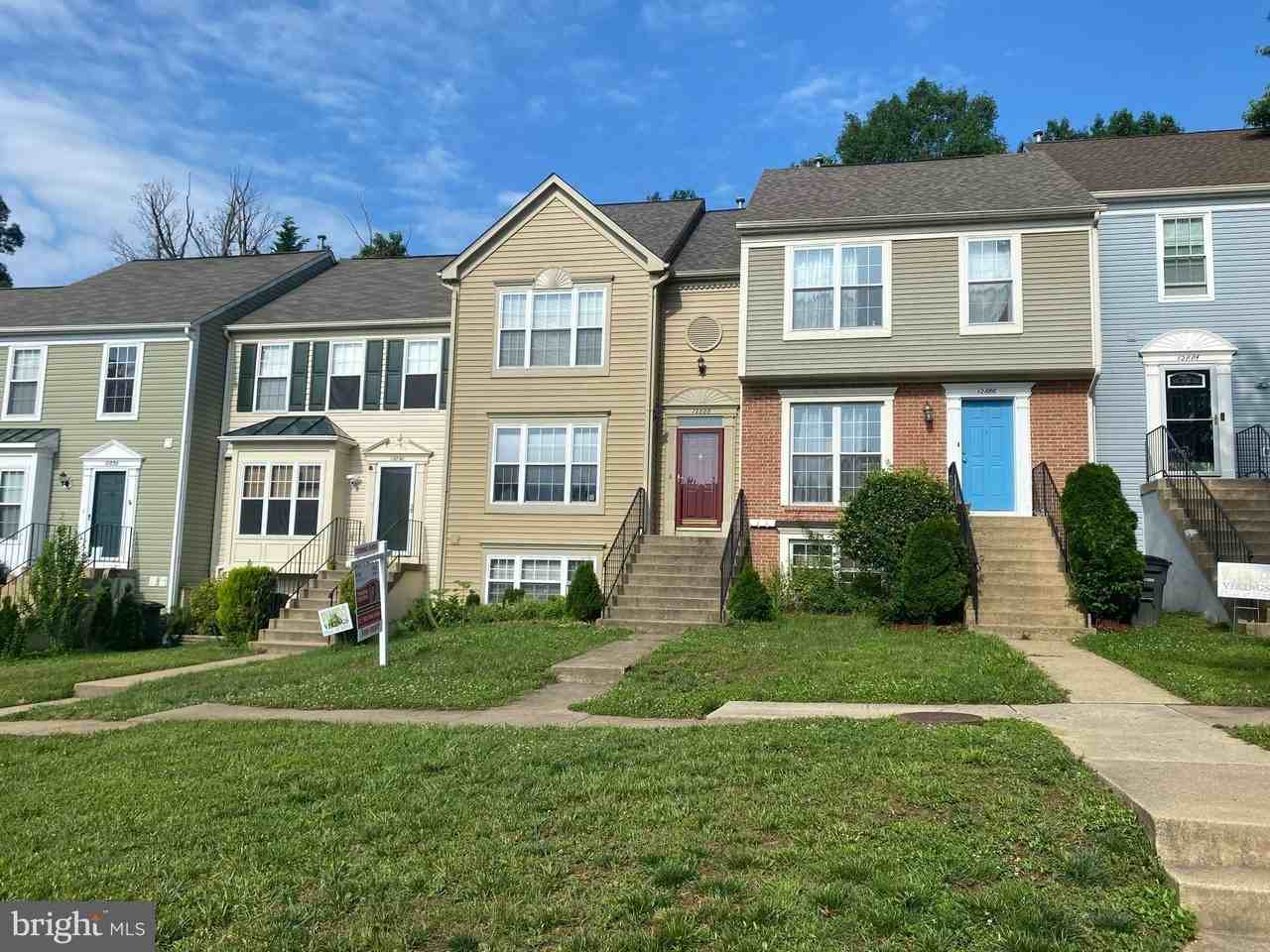 12888 Hunterbrook Dr - Photo 3 of 30