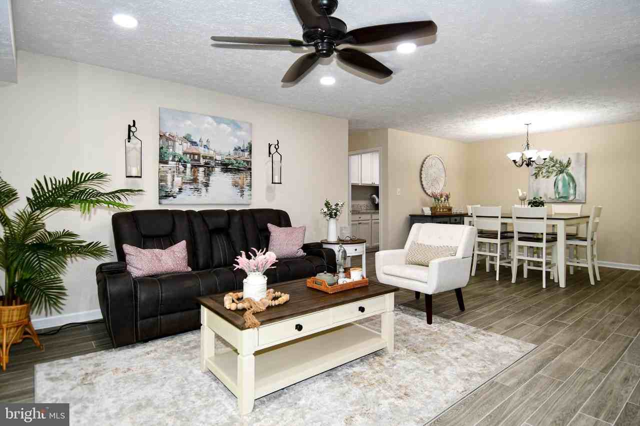 11944 Cardamom Dr #11944 - Photo 7 of 39