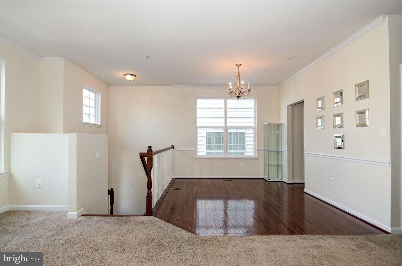 3401 Eagle Ridge Dr - Photo 3 of 42