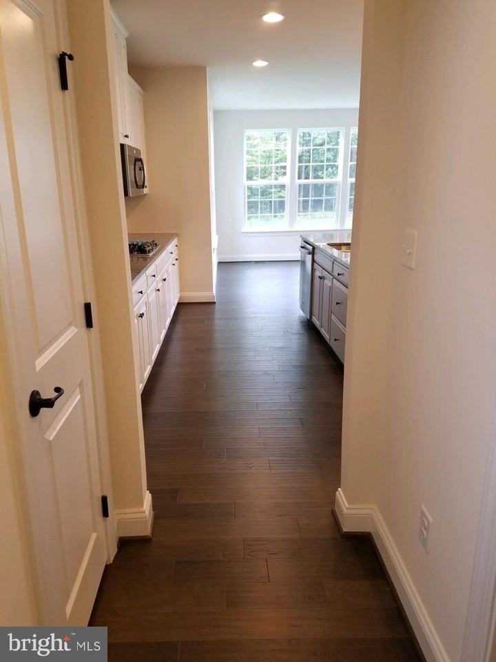 53 Liberty Knolls Dr - Photo 3 of 36