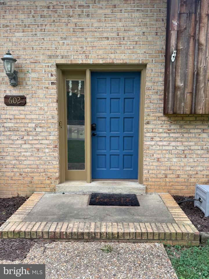 602 Galveston Rd - Photo 4 of 29