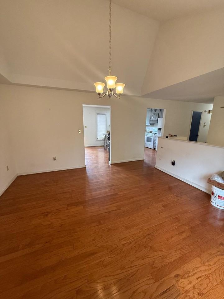 602 Galveston Rd - Photo 7 of 29