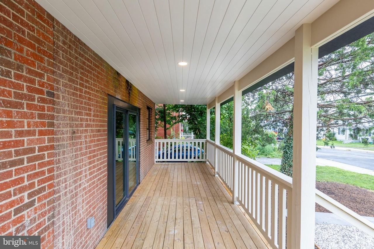 903 Orchard Ave - Photo 6 of 31