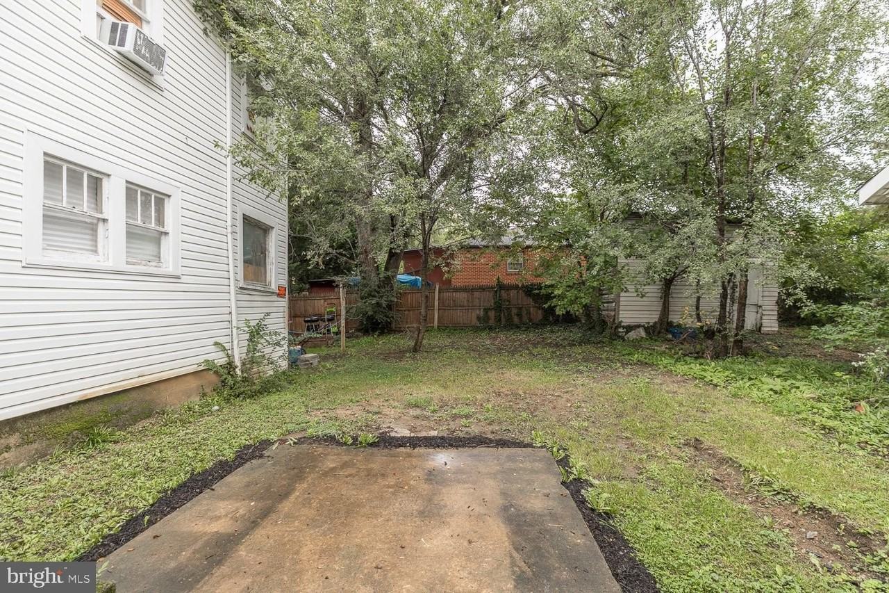 300 National Ave - Photo 2 of 10