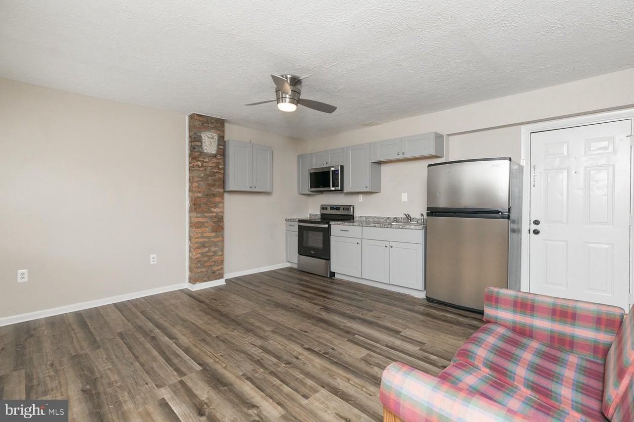 300 National Ave - Photo 4 of 10