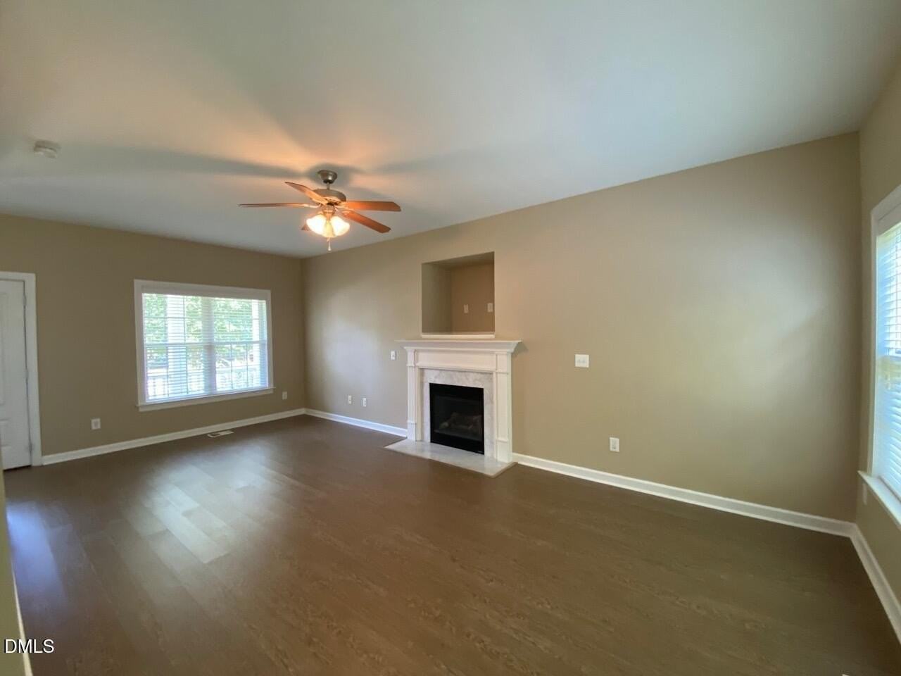 305 Amaryllis Way - Photo 5 of 21