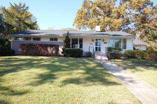727 Graham St - Photo 1 of 1