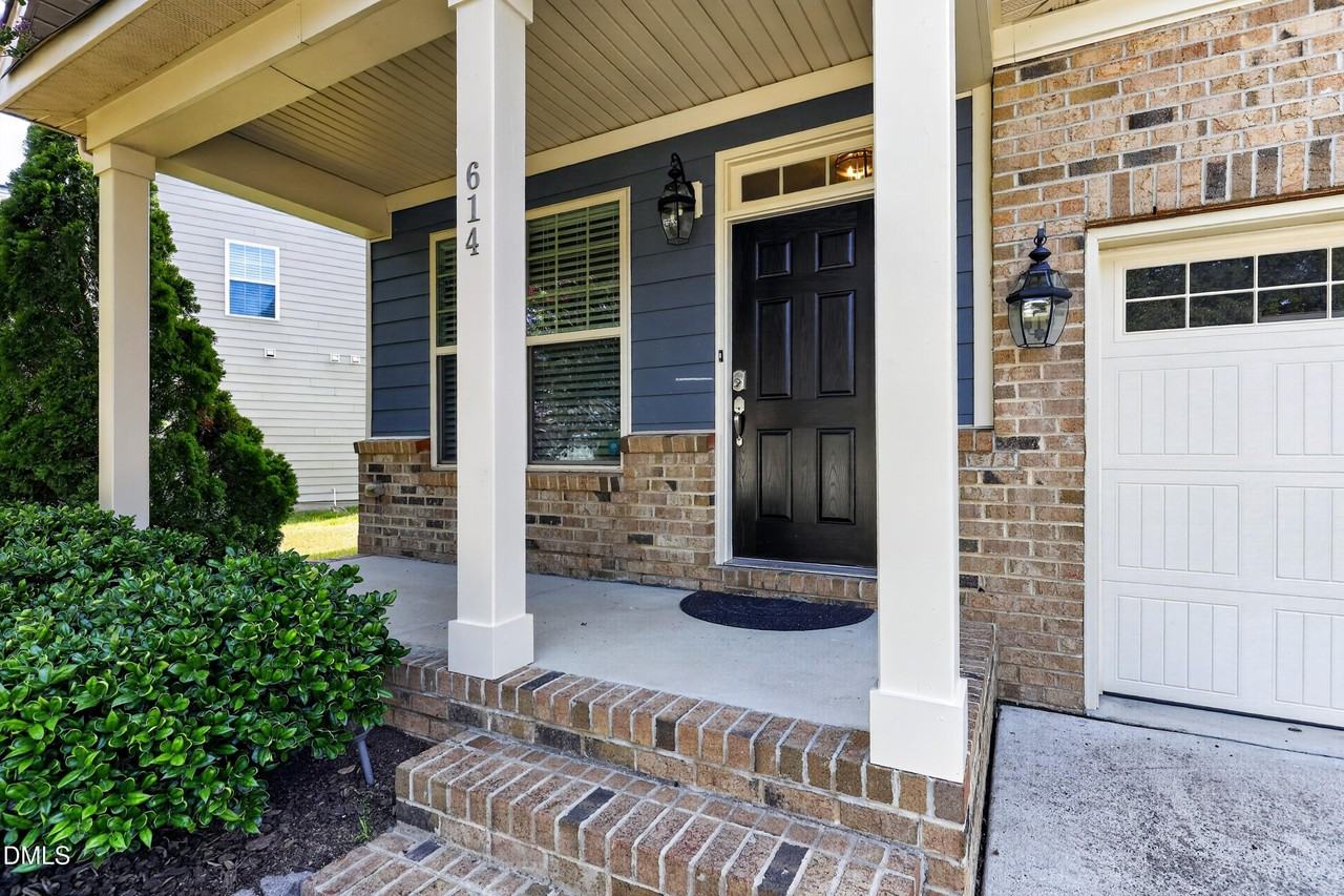 614 Rose Laurel Ct - Photo 3 of 39