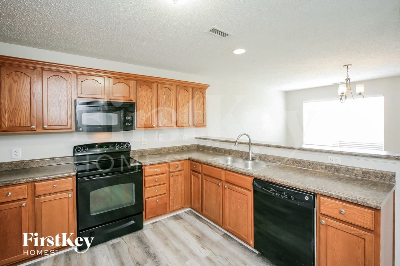 12509 Wolf Run Rd - Photo 6 of 15