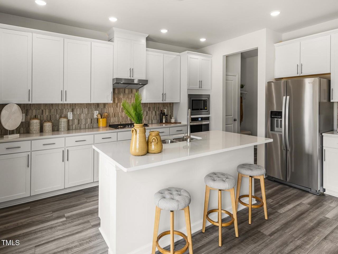1201 Winding Spg Drive - Photo 5 of 33