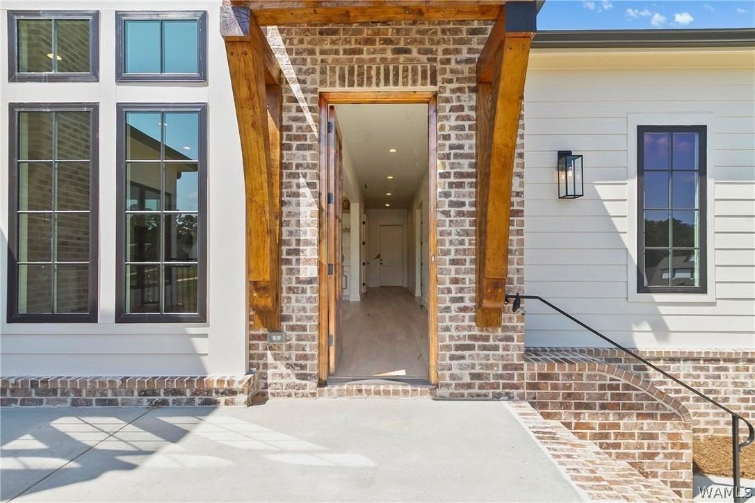 14326 Highland Lakes Dr - Photo 4 of 50