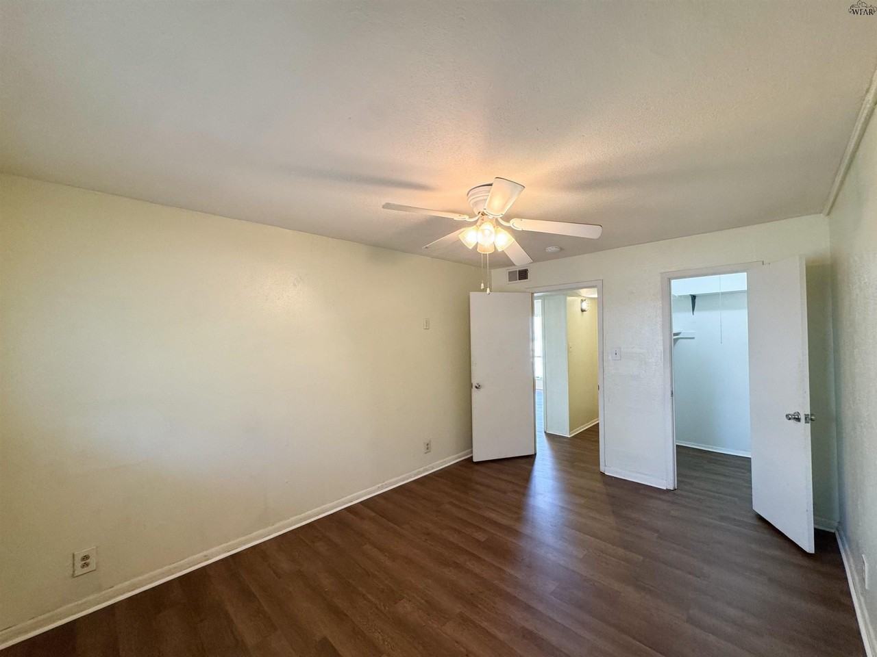 2316 Buchanan St #1 - Photo 7 of 9