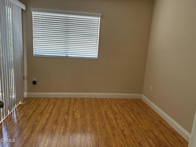 320 Mchenry Rd #27 - Photo 7 of 8