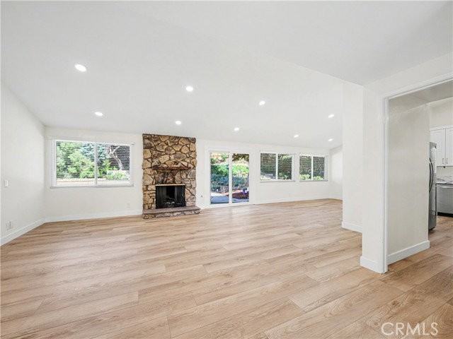 5604 Mason Ave - Photo 3 of 4