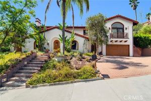 featured image of 18690 Pasadero Dr