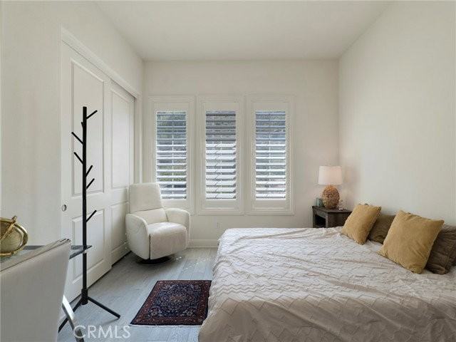 11911 Ancona Way - Photo 3 of 7