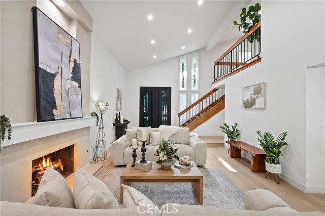 6221 Mammoth Ave - Photo 4 of 5
